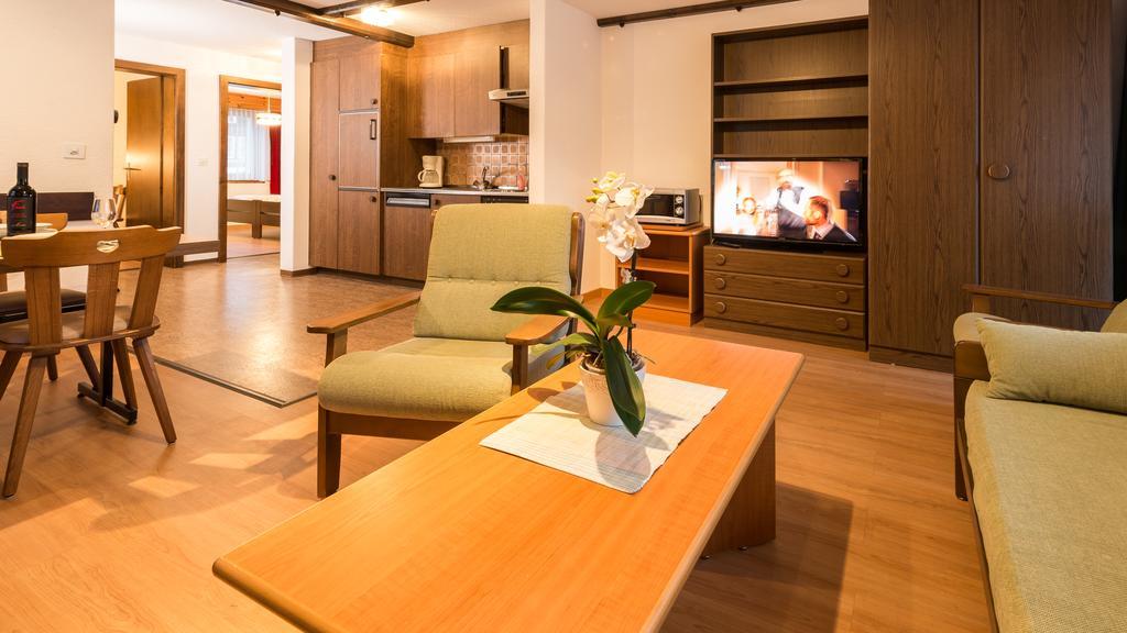 Appartamento Haus Alba Saas-Almagell Esterno foto